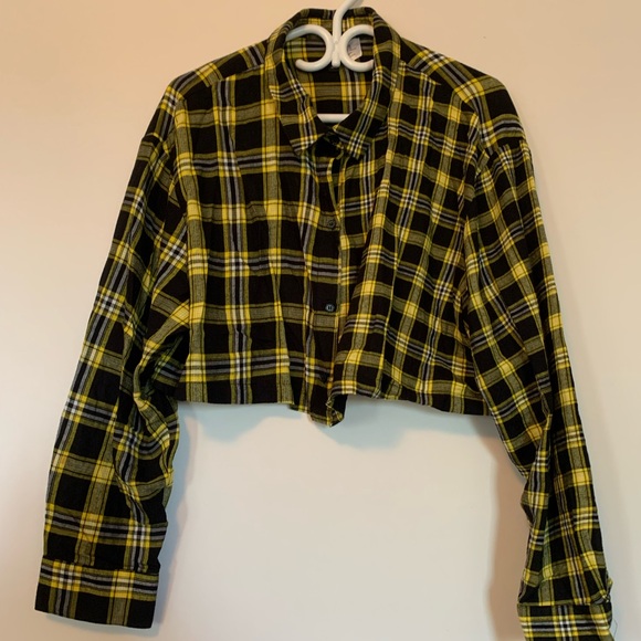 H&M Cropped Flannel - Picture 1 of 4
